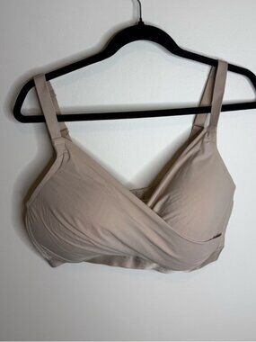 Deesse Lingerie Beige Wireless Bra with Adjustable Straps size 38DDD